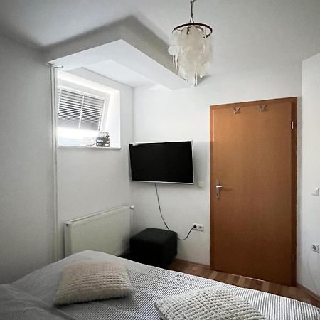 Lovely Basement Rental Bled Dış mekan fotoğraf